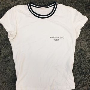 Brandy Melville t-shirt